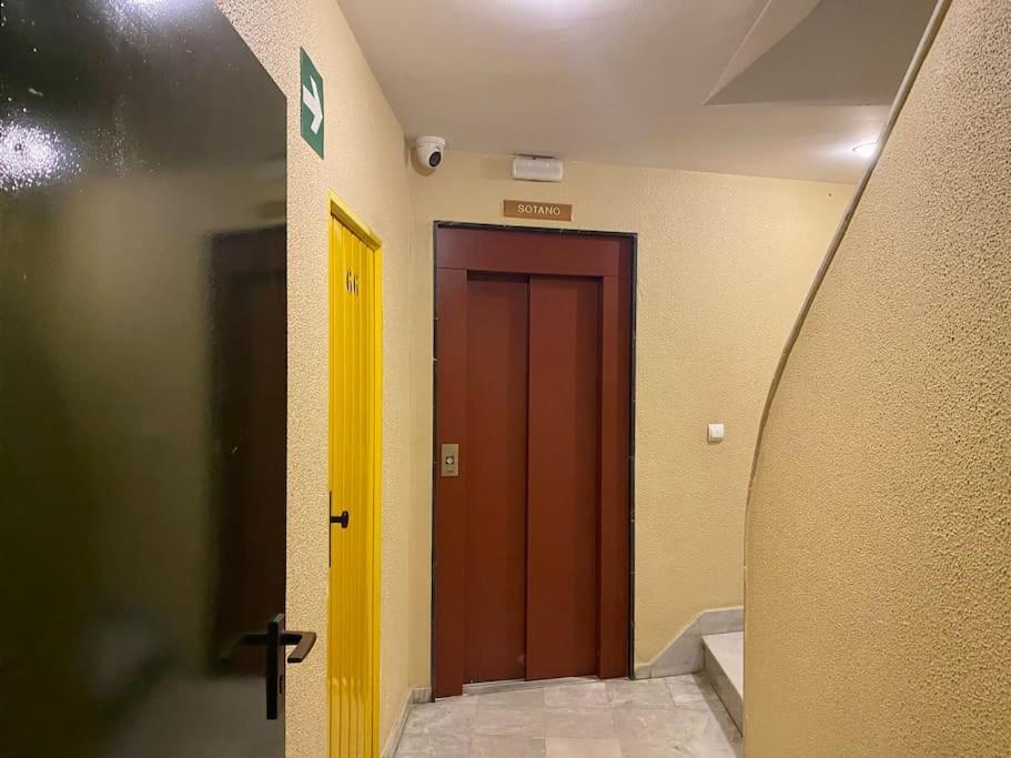 Seafront In Marbella With Pool And Garage Apartment Екстериор снимка